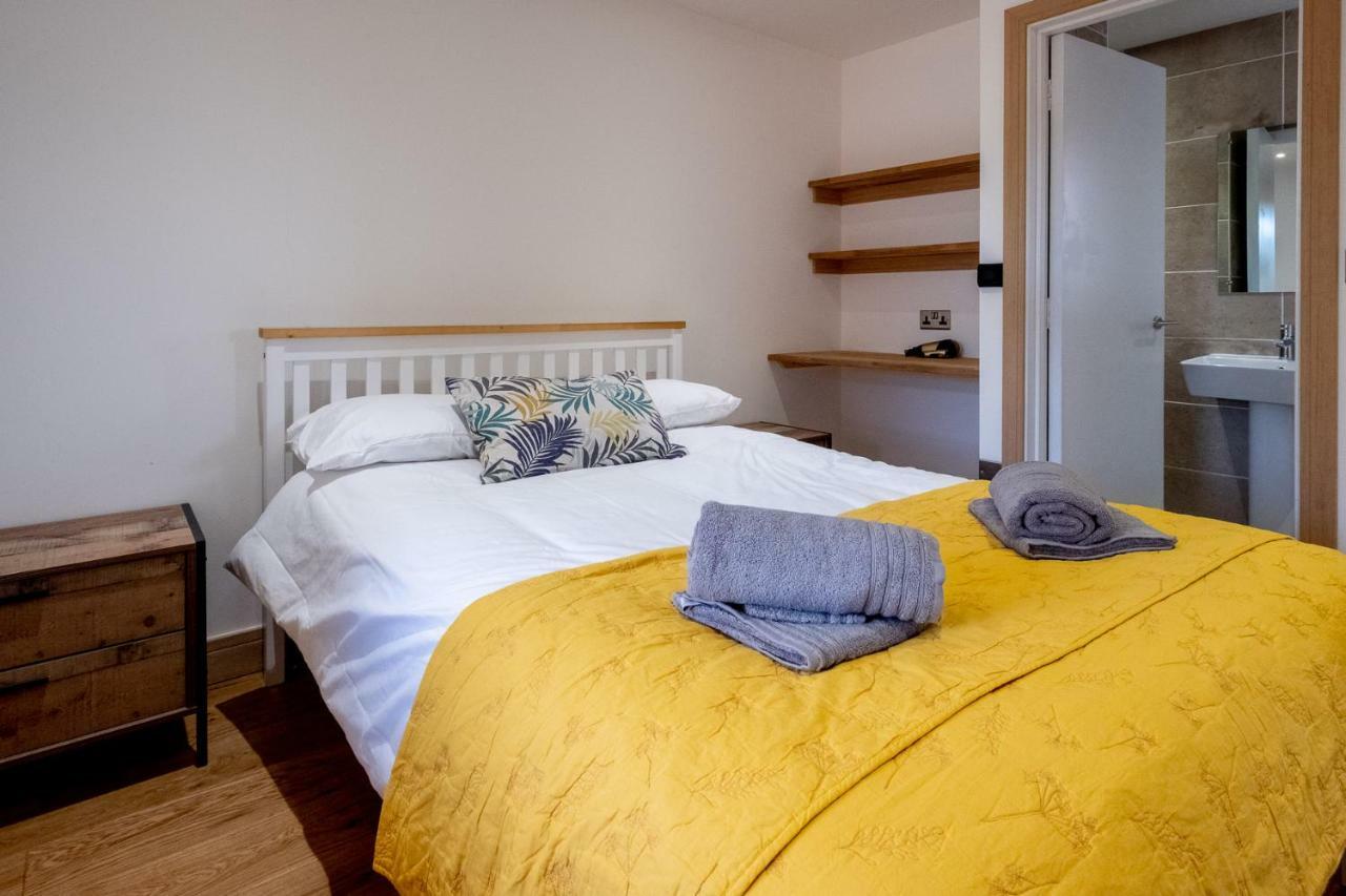 Oak - Three Tuns Apartments, Pettistree, Wickham Market - By Aldeburgh Coastal * Pettistree