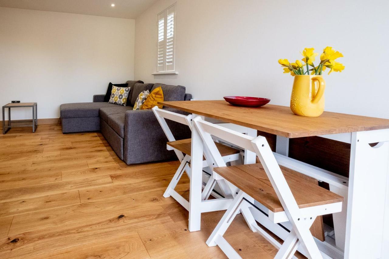 Apartment Oak - Three Tuns Apartments, Pettistree, Wickham Market - By Aldeburgh Coastal *