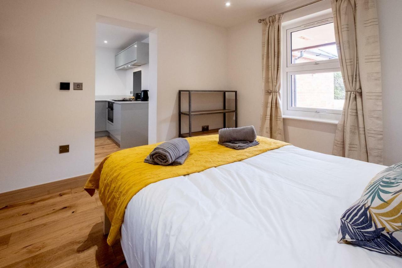 Oak - Three Tuns Apartments, Pettistree, Wickham Market - By Aldeburgh Coastal Apartment *